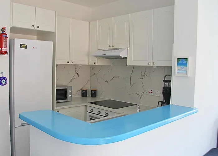 Golden Palms Paradise Garden 아파트