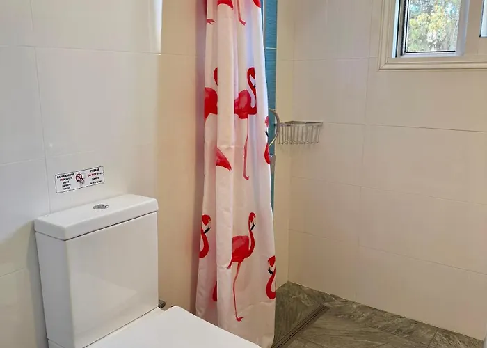 Golden Palms Paradise Garden * 파포스